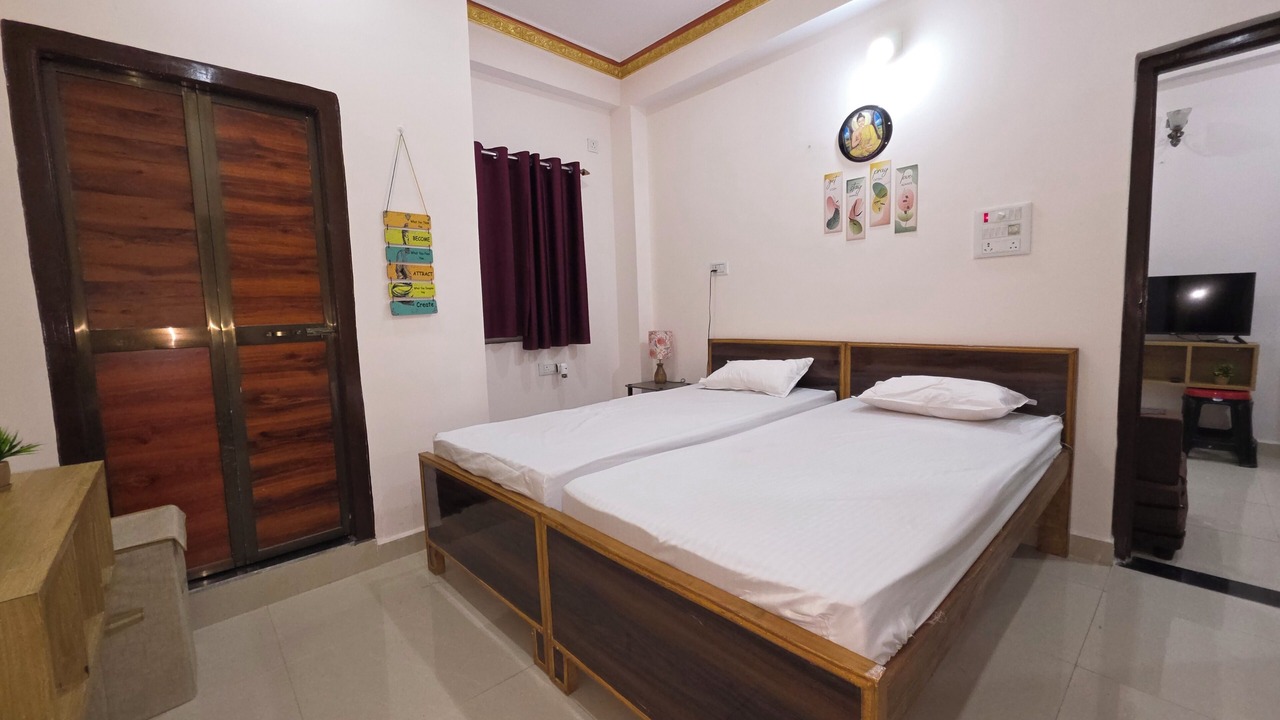 Photo of Bedroom in Bodh Gaya