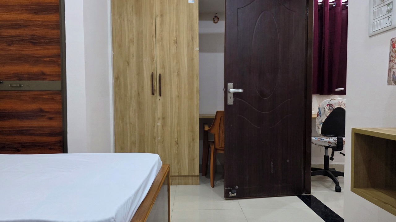 Photo of Bedroom in Bodh Gaya