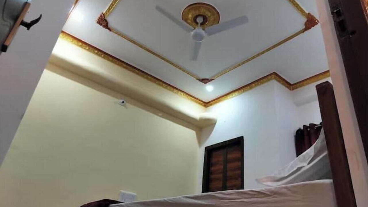 Photo of Bedroom in Bodh Gaya