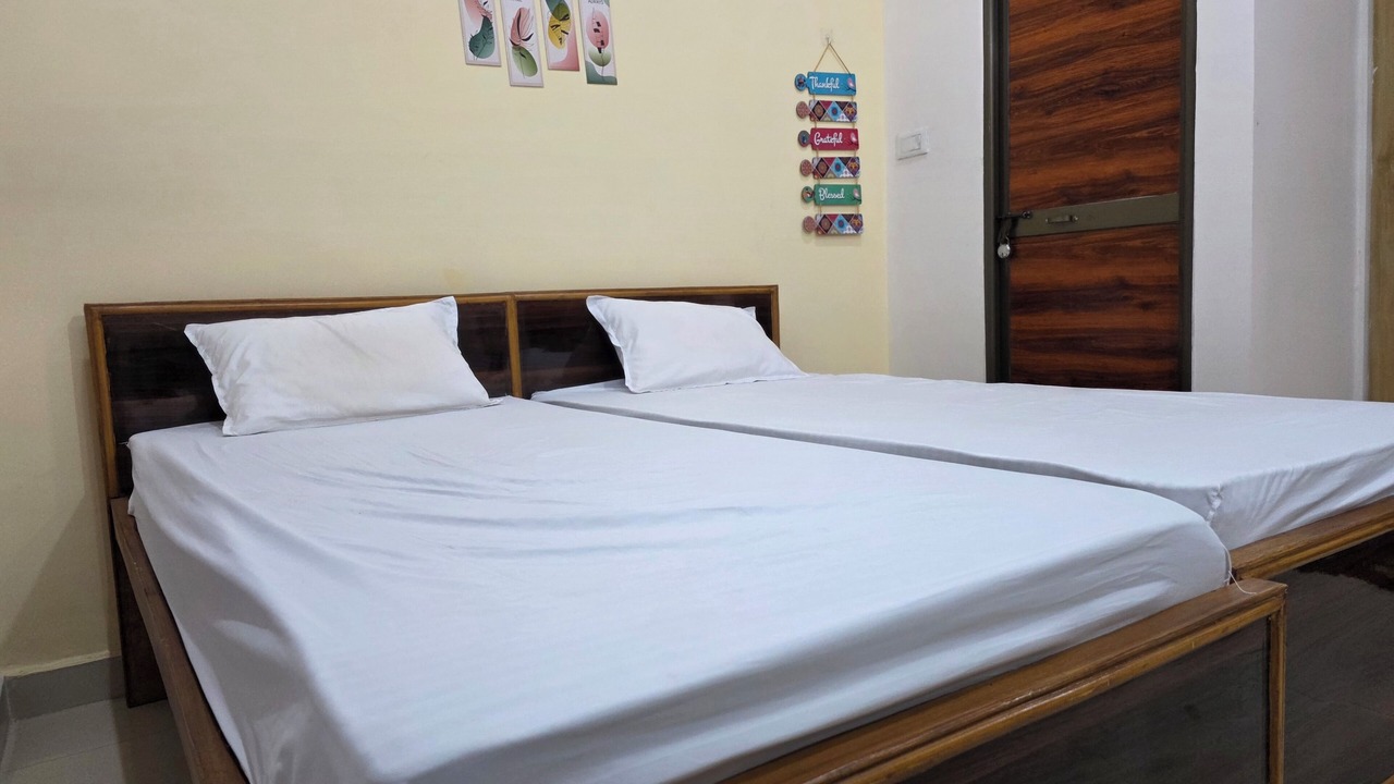 Photo of Bedroom in Bodh Gaya