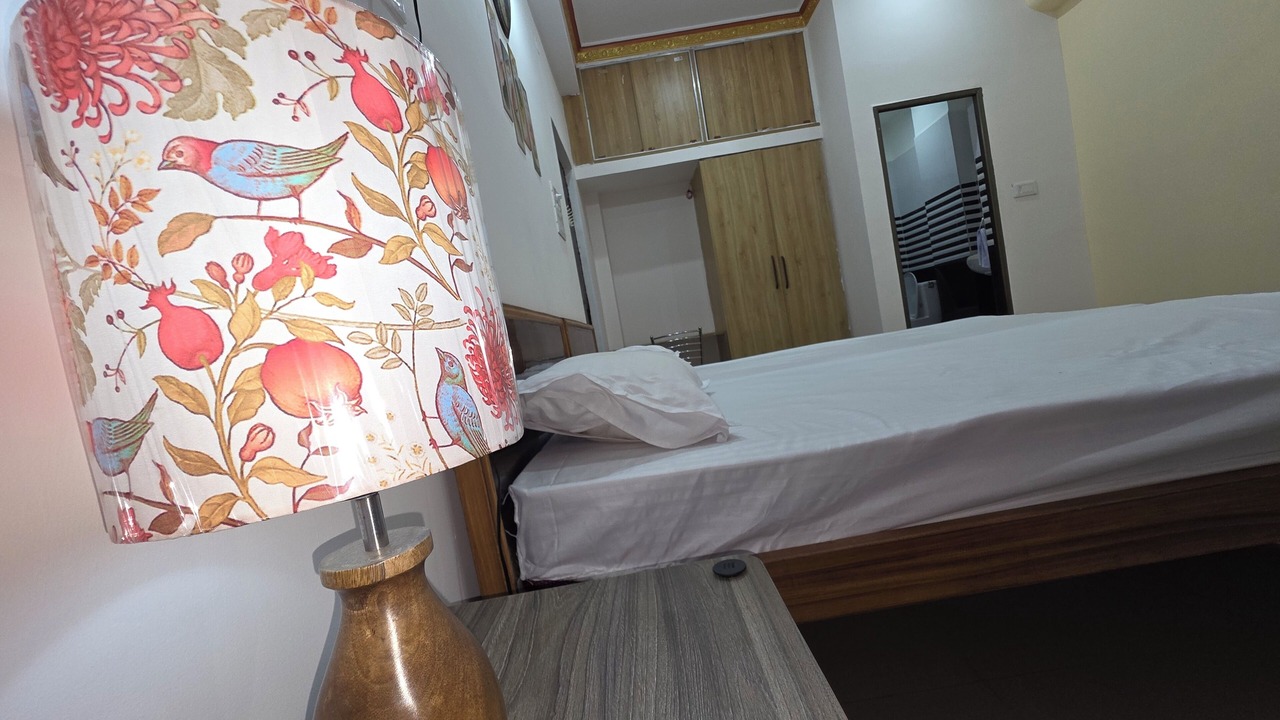 Photo of Bedroom in Bodh Gaya