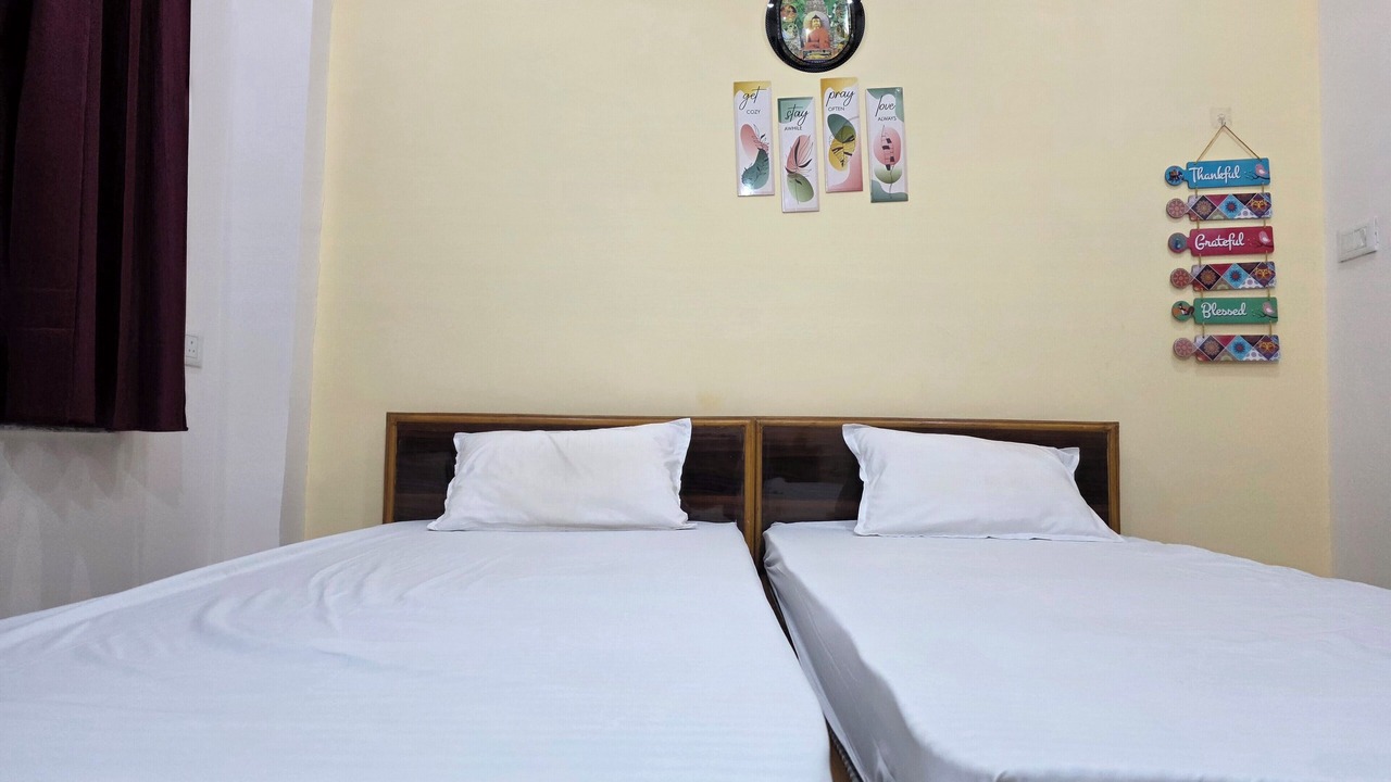 Photo of Bedroom in Bodh Gaya
