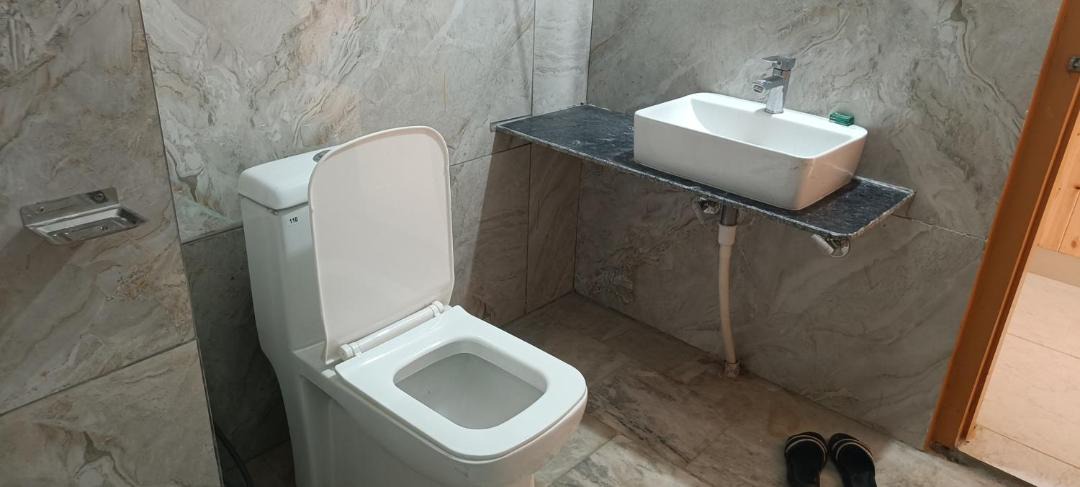 Photo of Bathroom in Burwa