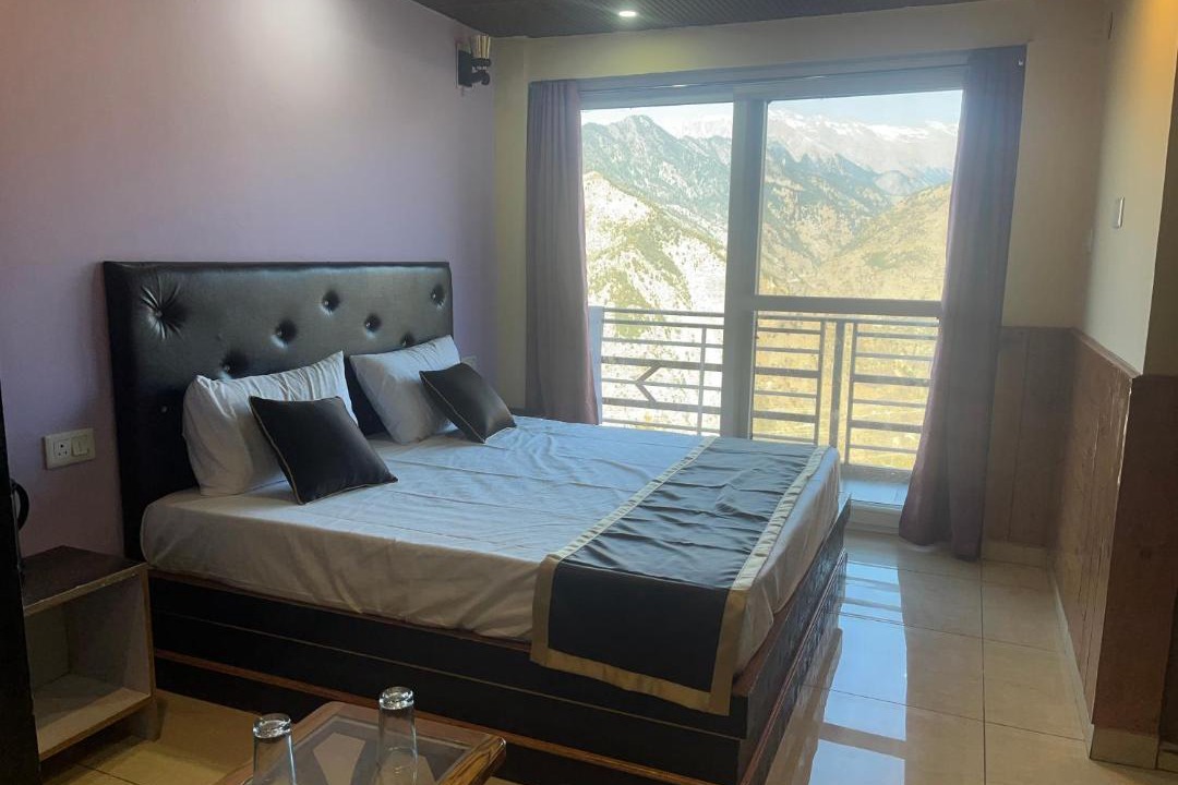 Photo of Bedroom in Sarahan