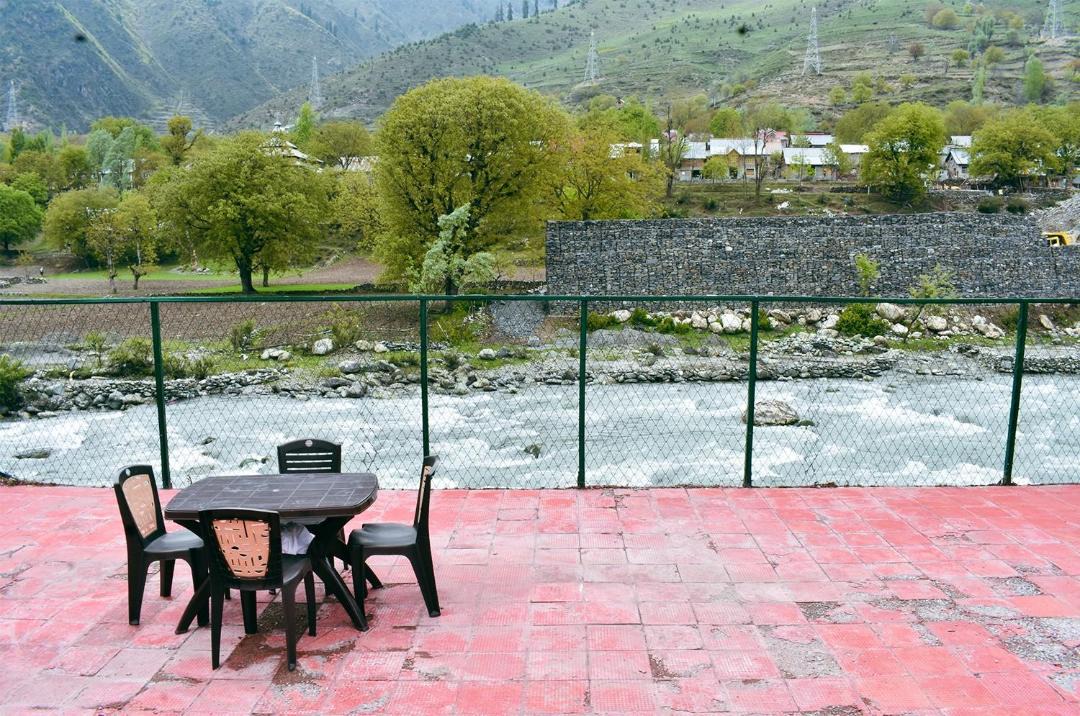 Photo of Patio Balcony in Sonamarg