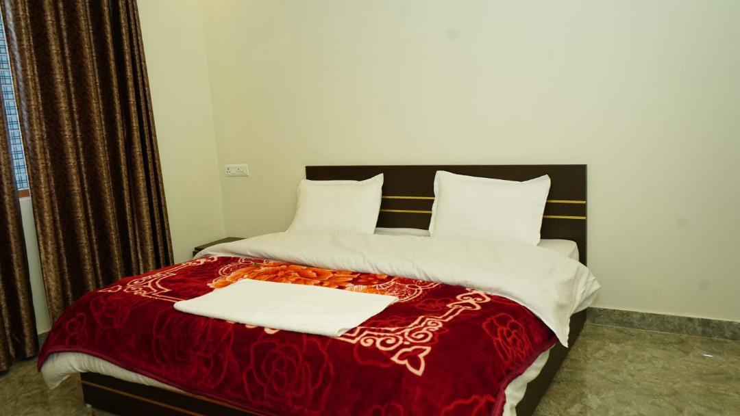 Photo of Bedroom in Almora