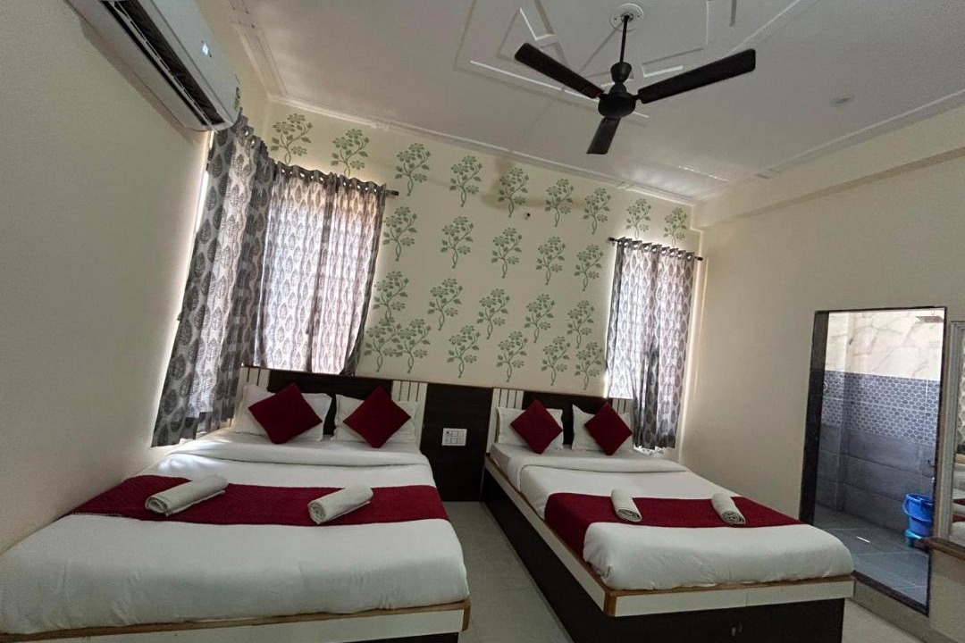 Photo of Bedroom in Khatu