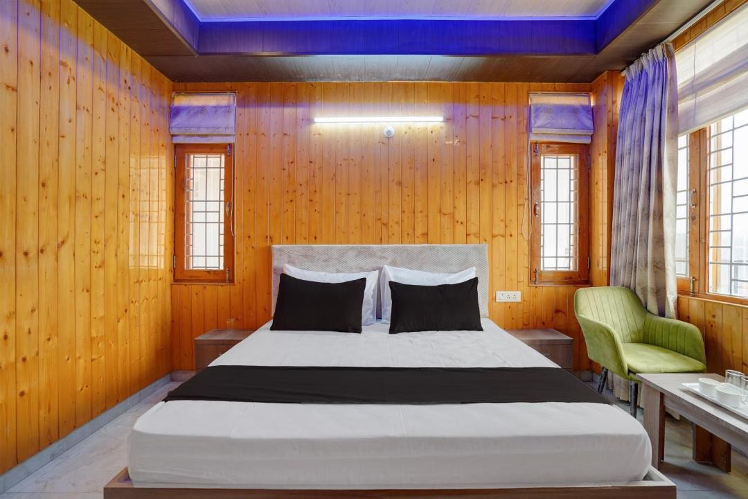 Photo of Bedroom in Shoghi