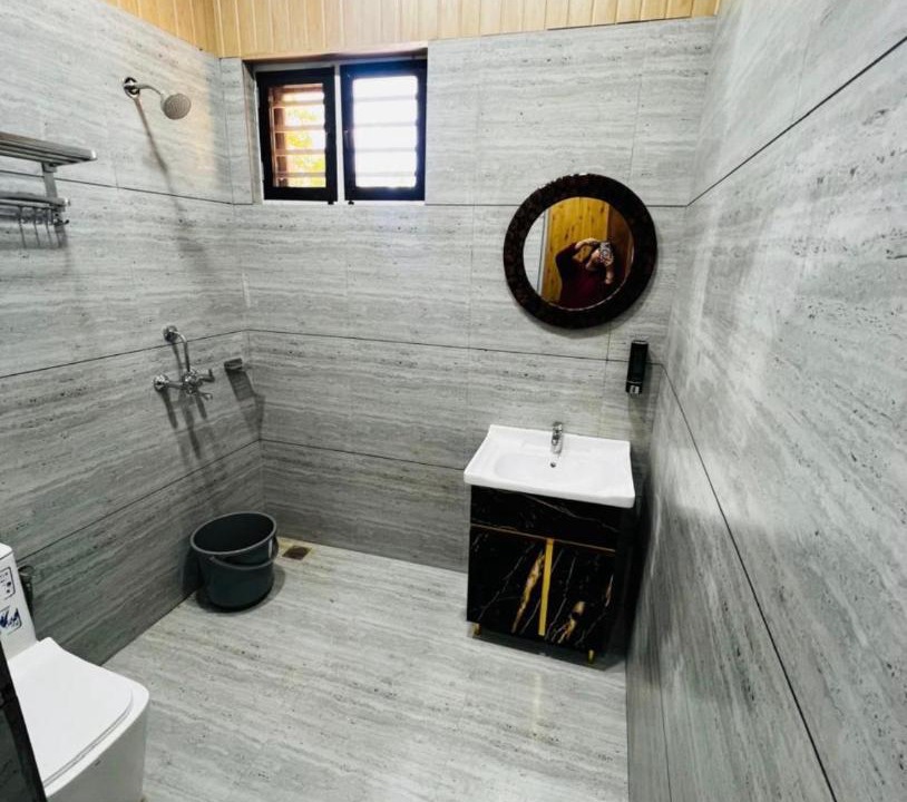 Photo of Bathroom in Patnitop