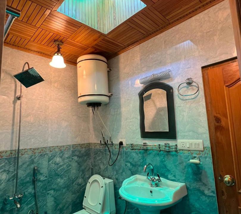 Photo of Bathroom in Sudarbal