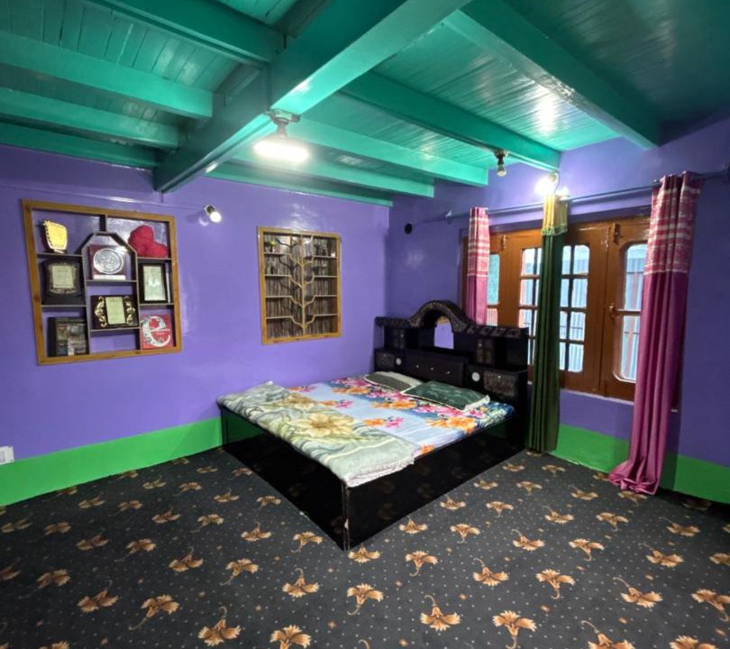 Photo of Bedroom in Gulmarg