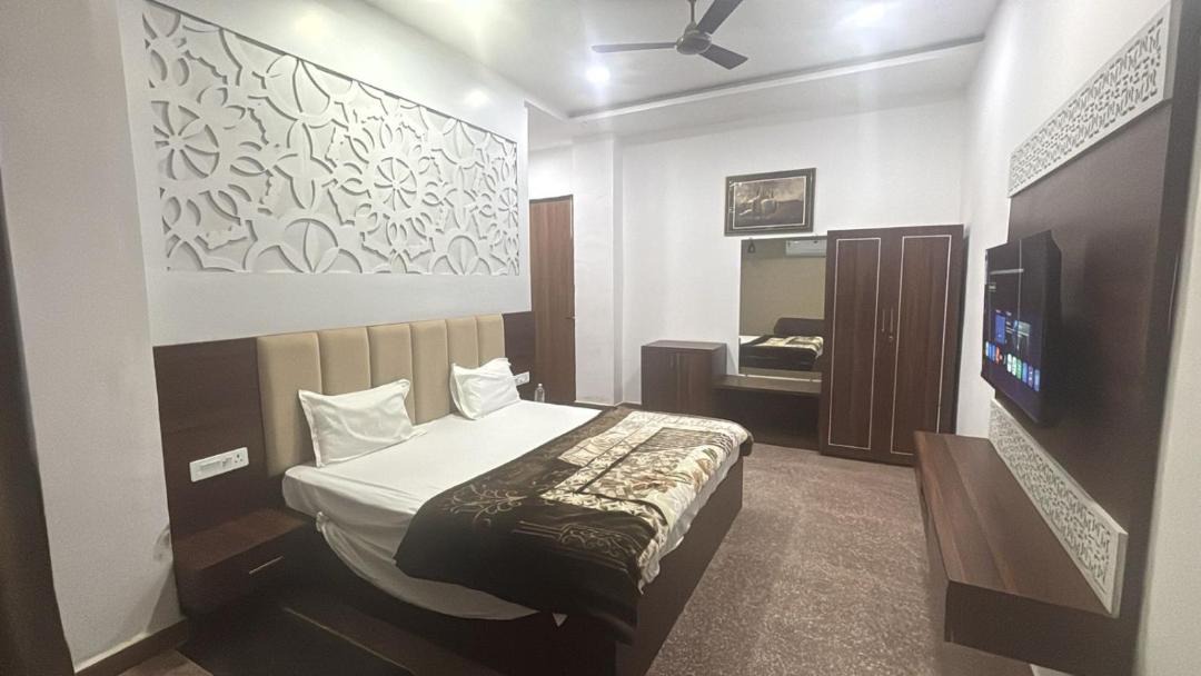 Photo of Bedroom in Bharatpur