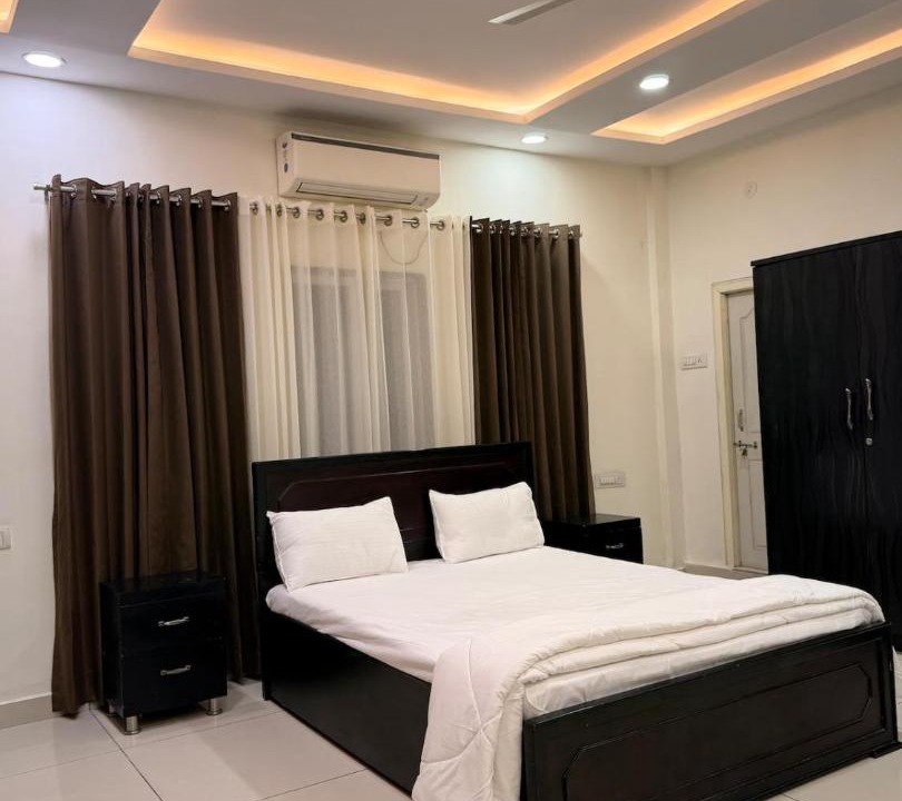 Photo of Bedroom in Toli Chowki