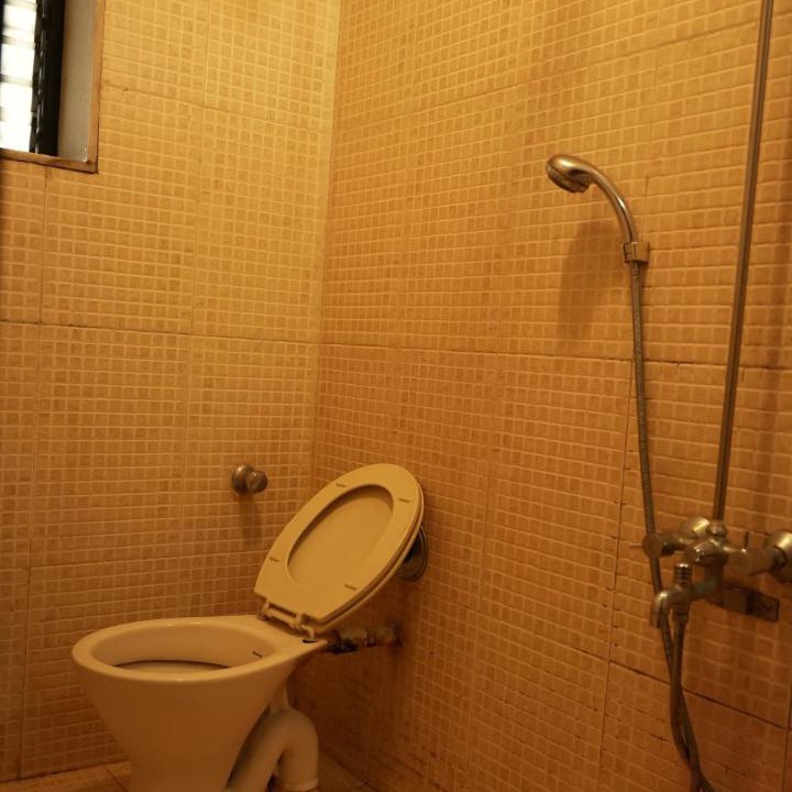 Photo of Bathroom in Santacruz