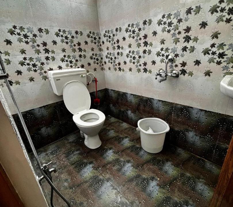 Photo of Bathroom in Kuilapalayam