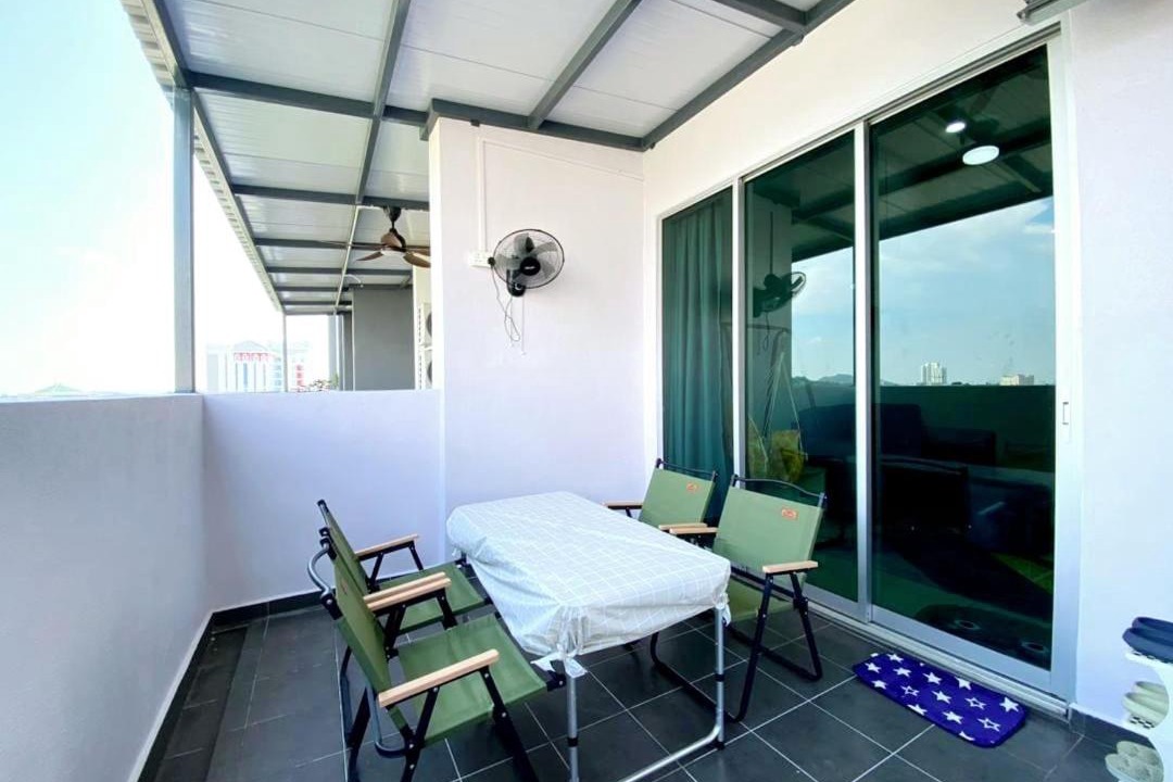 Photo of Patio Balcony in Bandar Perda