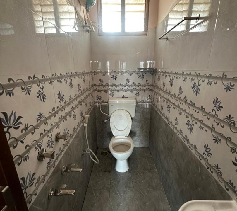 Photo of Bathroom in Tiruchanur