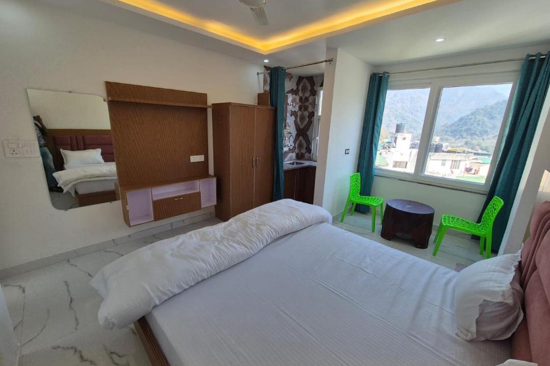 Photo of Bedroom in Tapovan