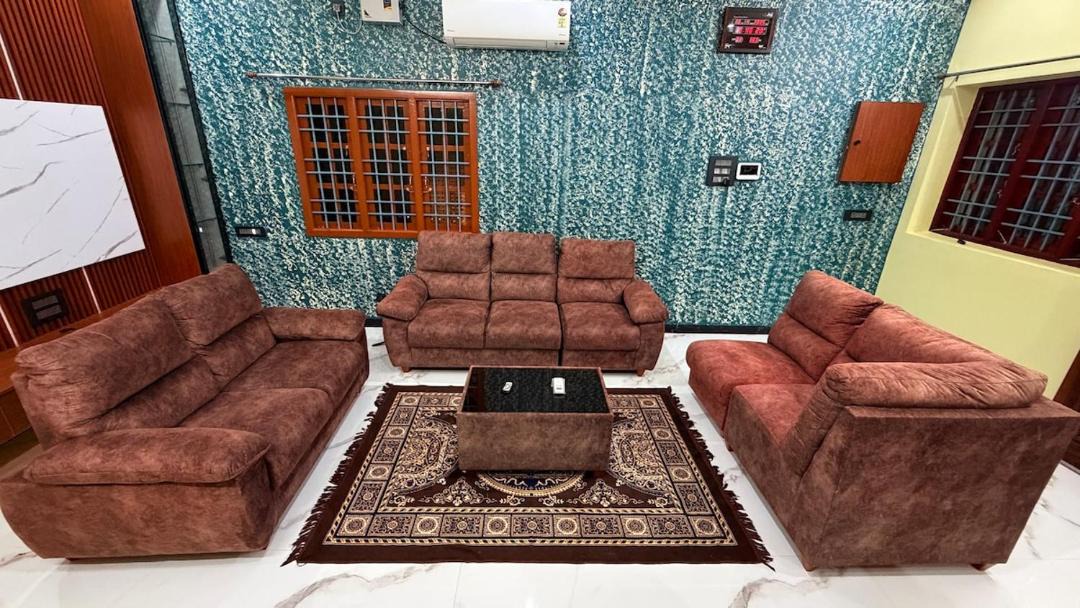 Photo of Livingroom in Cheyyur