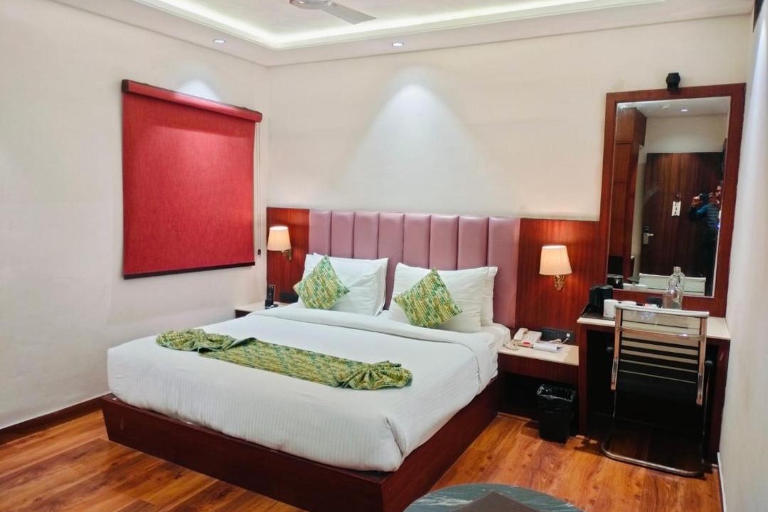 Photo of Bedroom in Taj Ganj