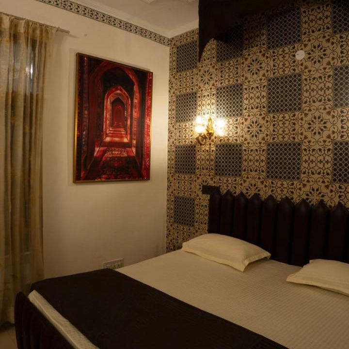 Photo of Bedroom in Sector 19