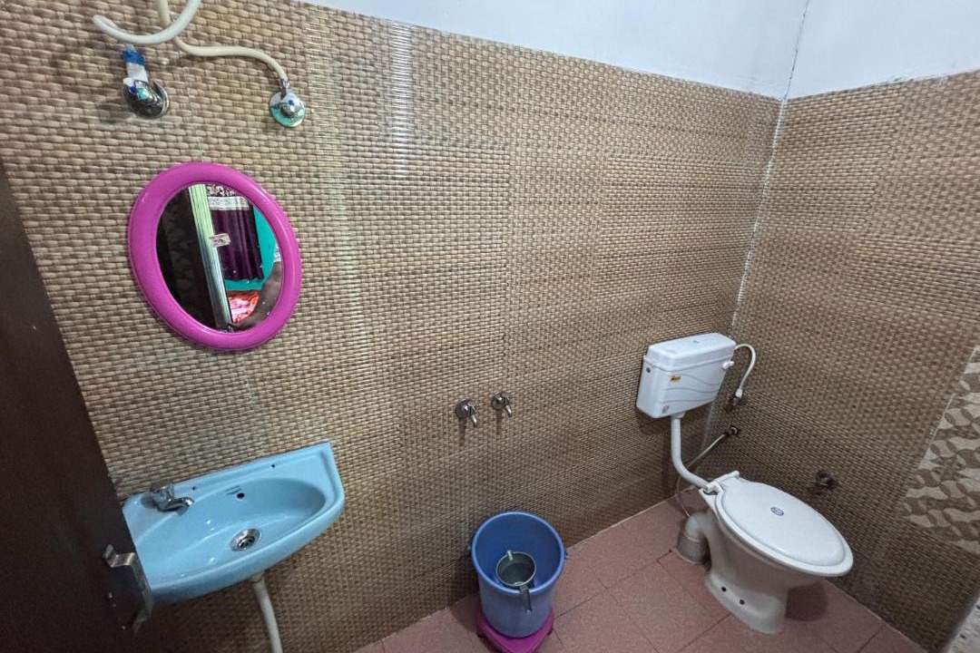 Photo of Bathroom in Uttarkashi