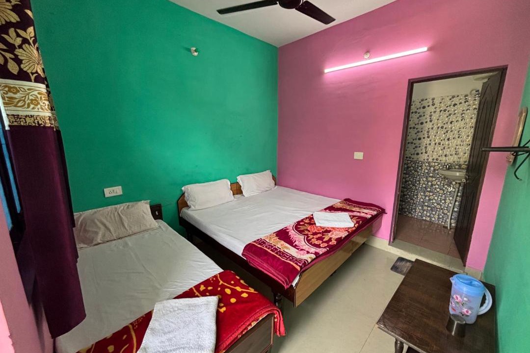Photo of Bedroom in Uttarkashi