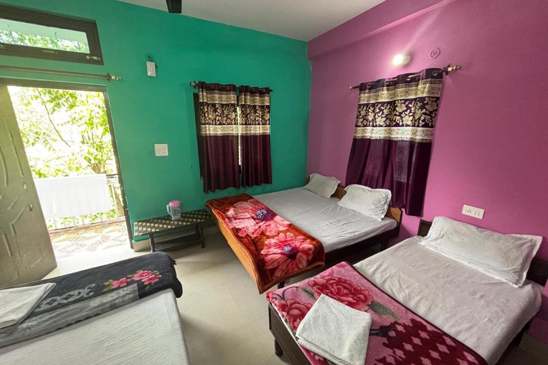 Photo of Bedroom in Uttarkashi