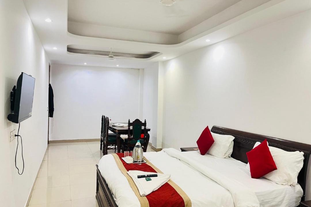 Photo of Bedroom in Kalkaji