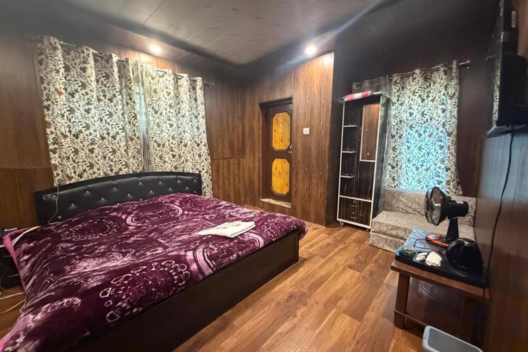 Photo of Bedroom in Pahalgam