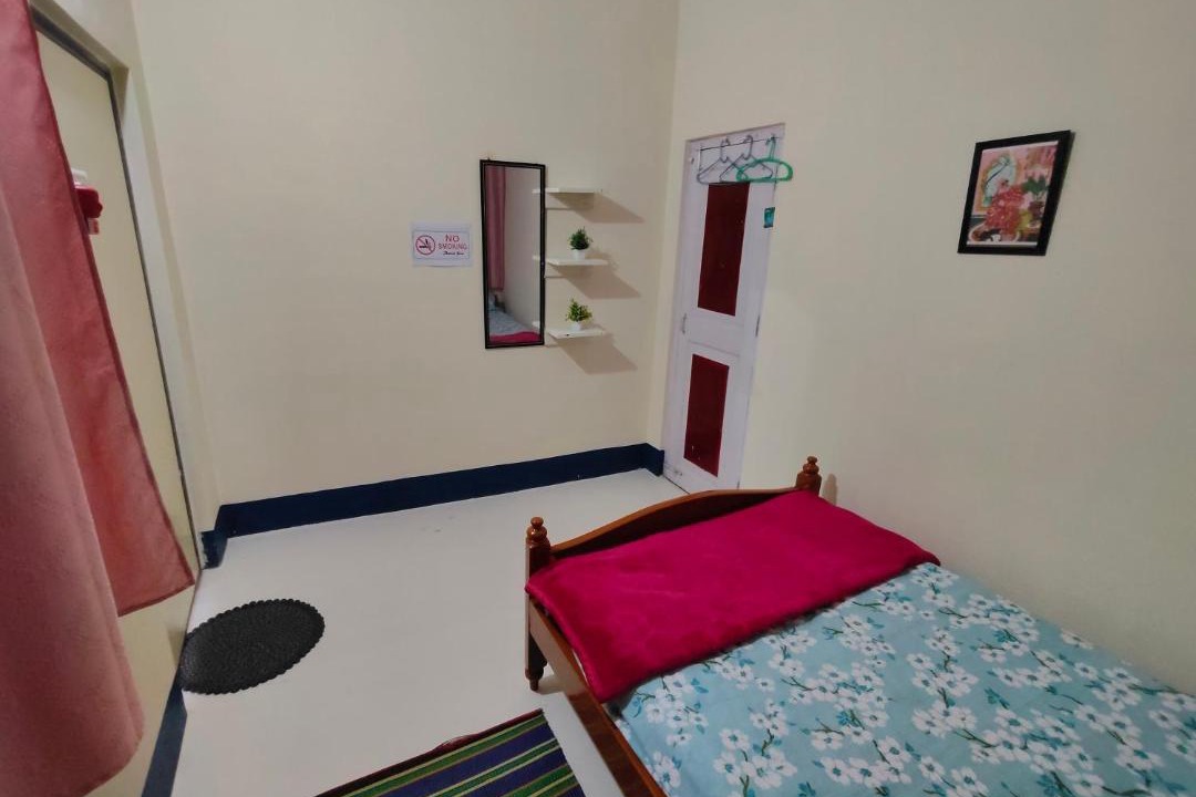 Photo of Bedroom in Sualkuchi