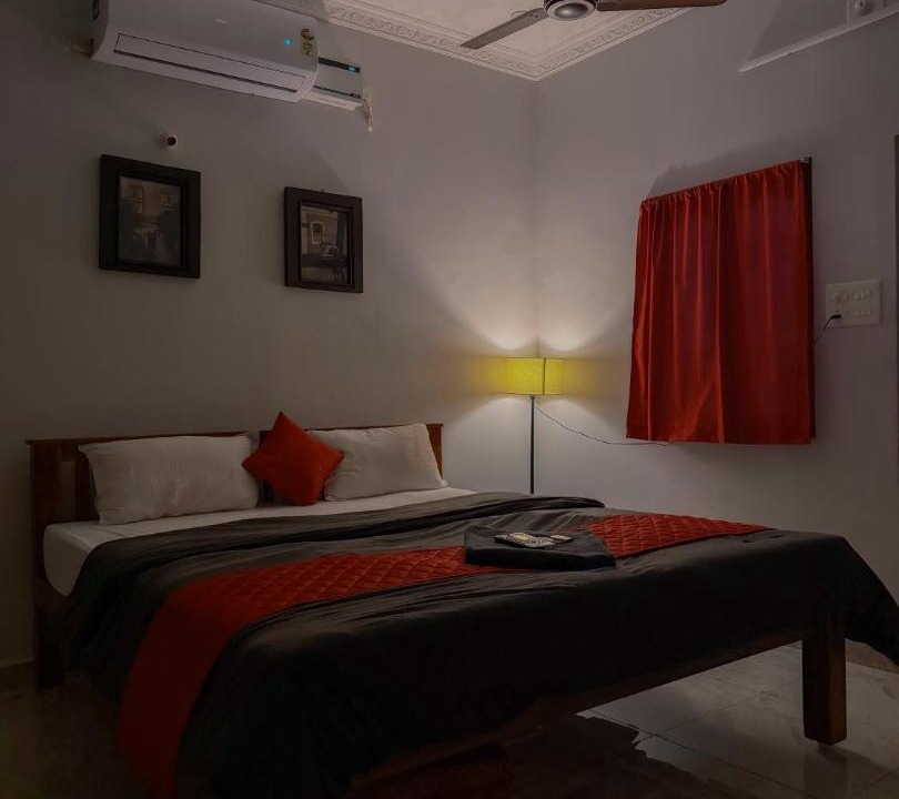 Photo of Bedroom in White Town
