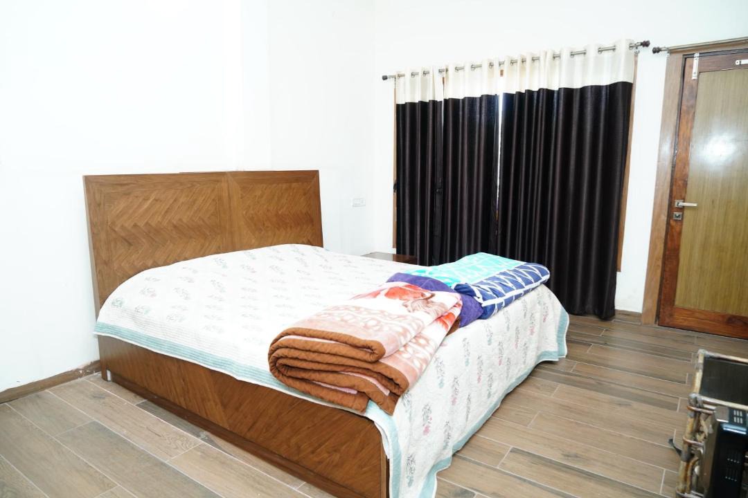 Photo of Bedroom in Marhi