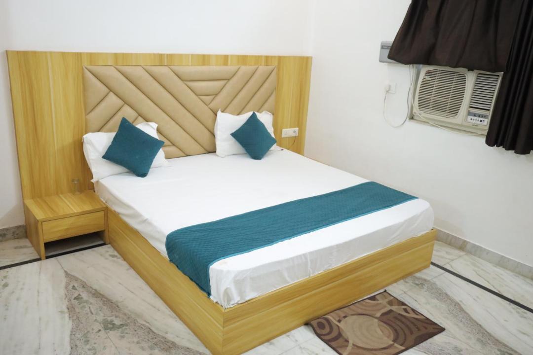 Photo of Bedroom in Govardhan