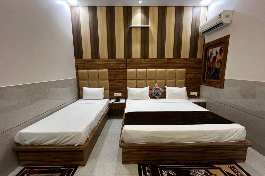 Photo of Bedroom in Taj Ganj