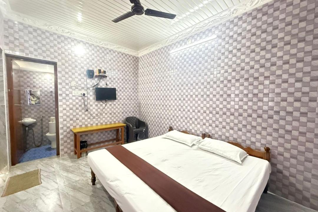 Photo of Bedroom in Tindivanam