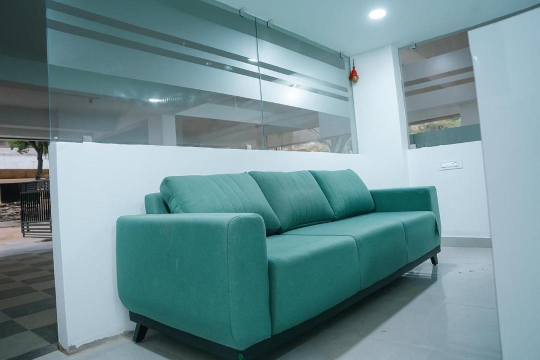 Photo of Livingroom in Nanakram Guda