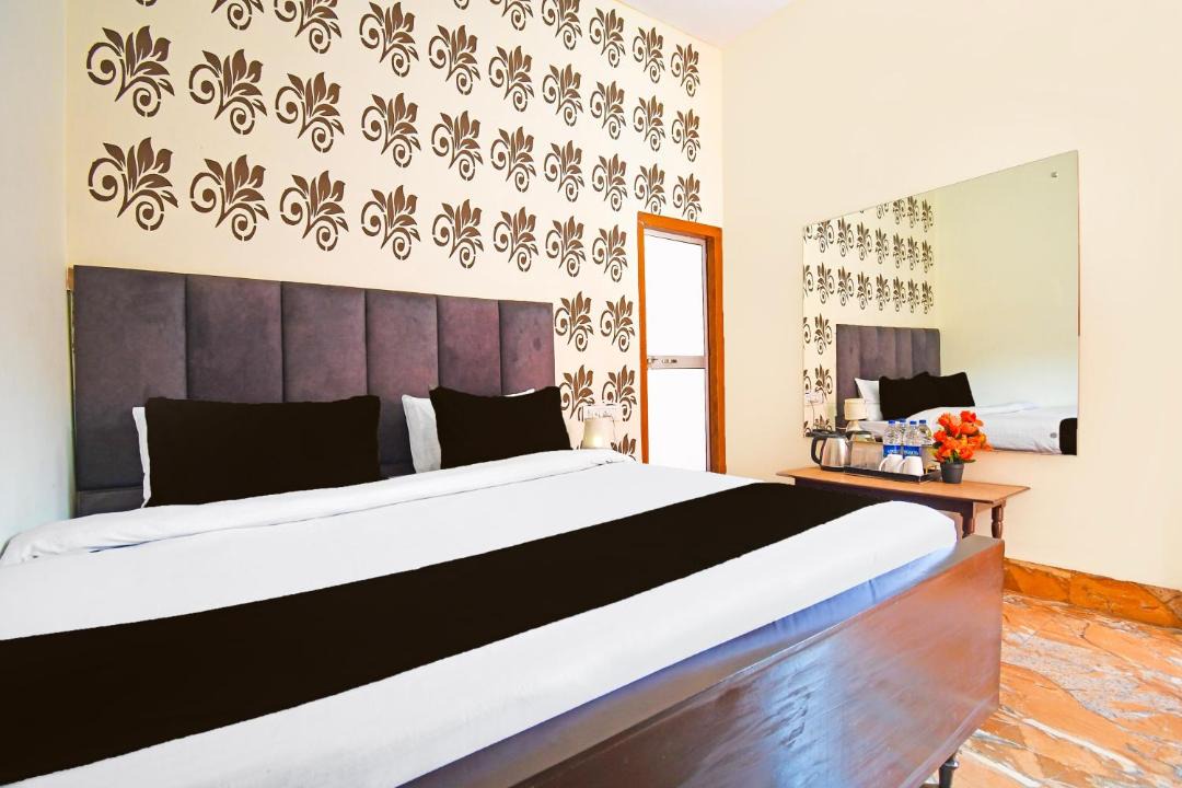 Photo of Bedroom in Dhanbad