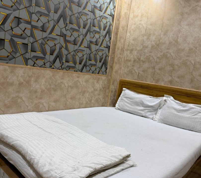 Photo of Bedroom in Prabhadevi