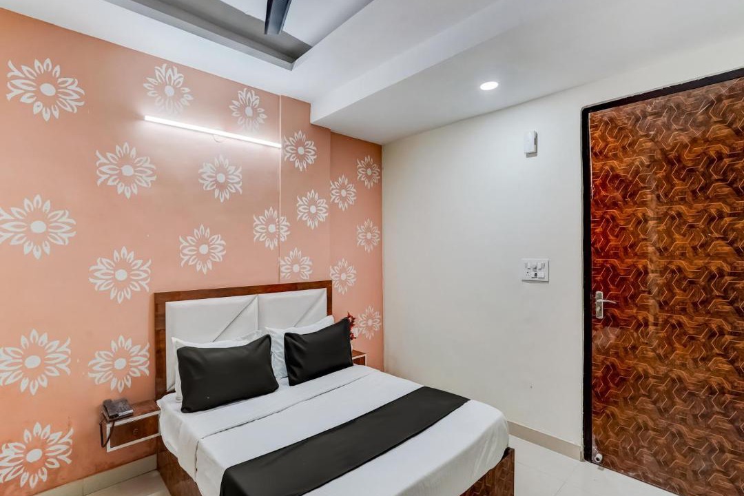 Photo of Bedroom in Sector 27
