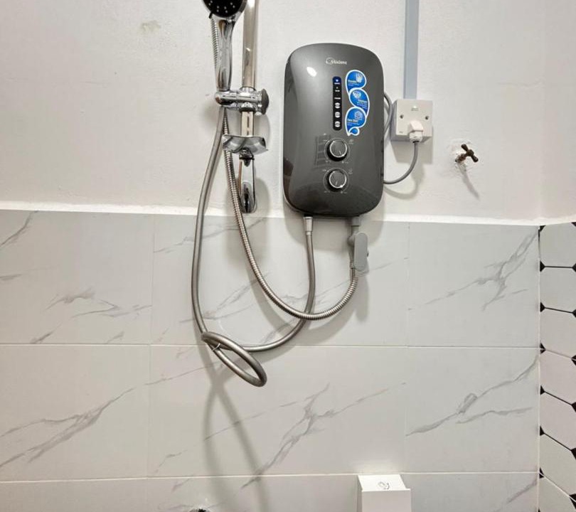 Photo of Bathroom in Kampong Raja
