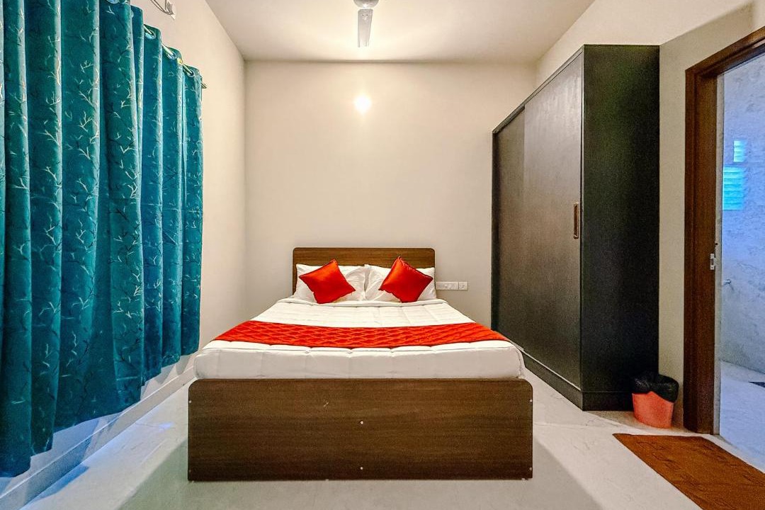 Photo of Bedroom in Covelong