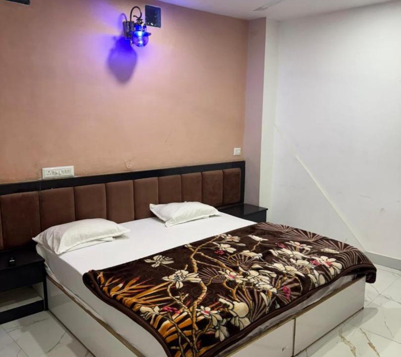 Photo of Bedroom in Pinjore