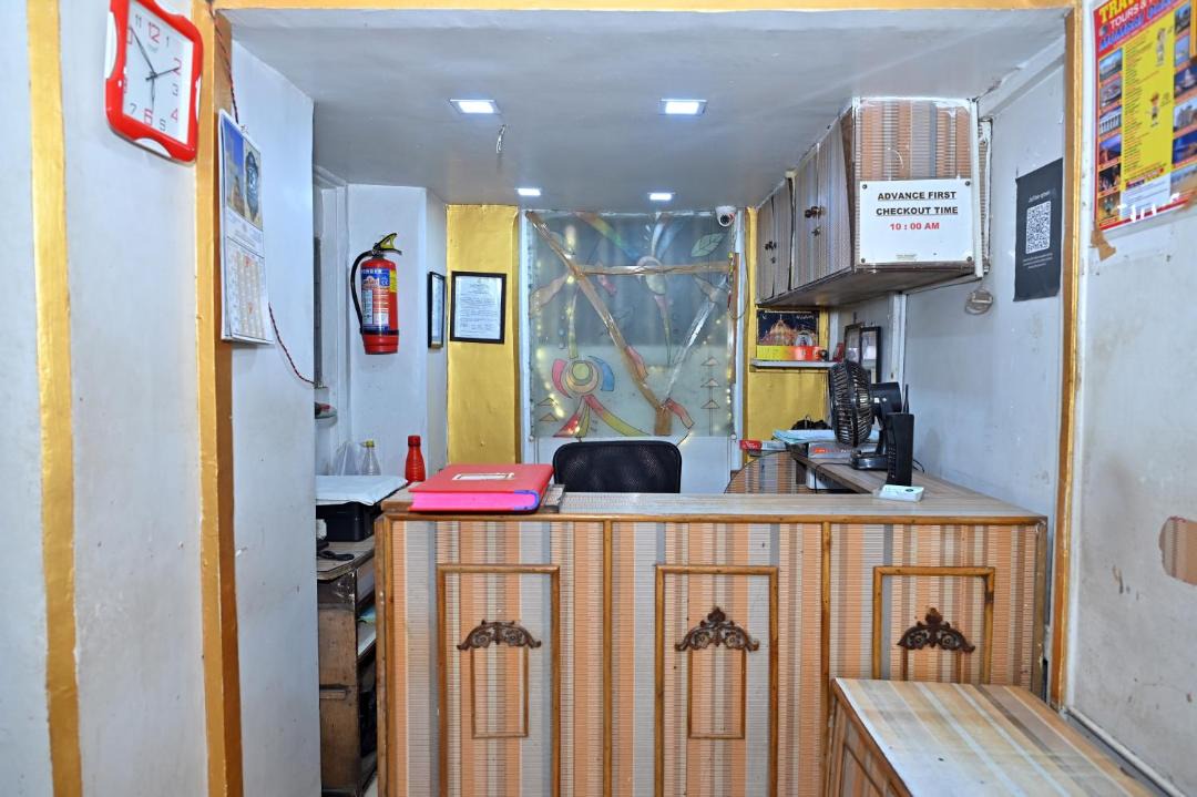 Photo of Others in Prabhadevi