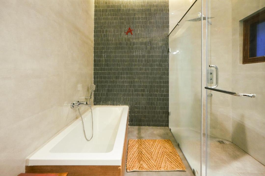 Photo of Bathroom in Barog