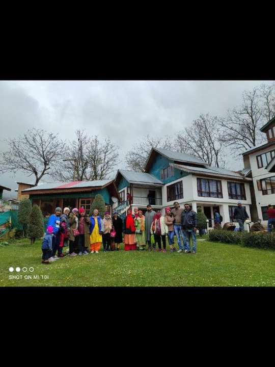 Photo of Others in Laripora