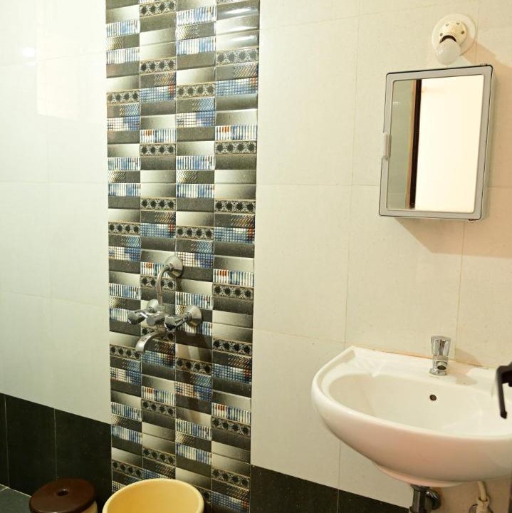 Photo of Bathroom in Orlim