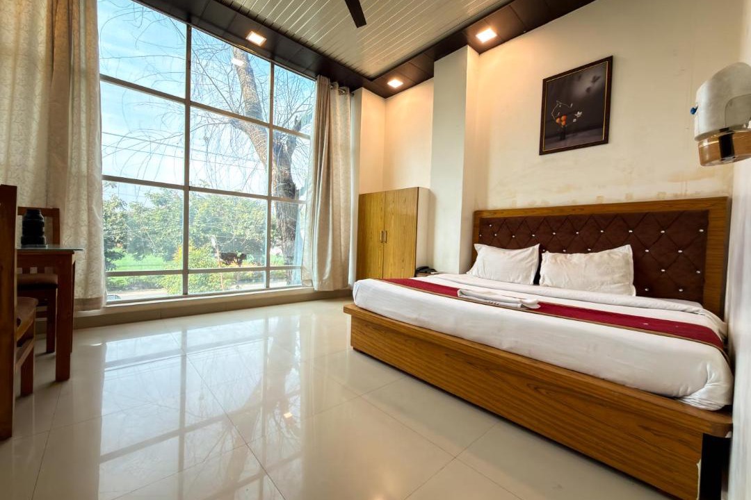 Photo of Bedroom in Ramnagar