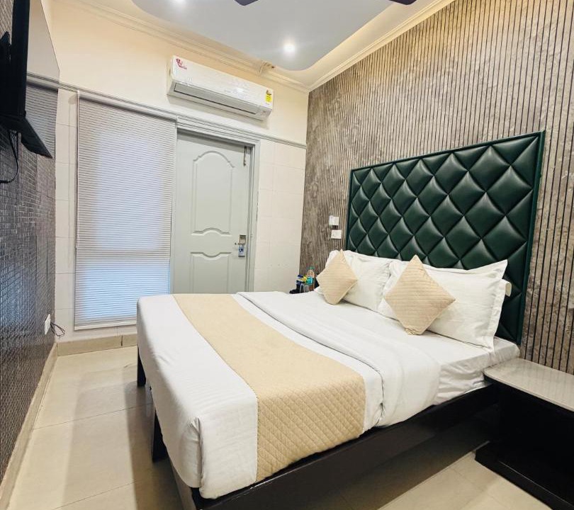 Photo of Bedroom in Jangpura