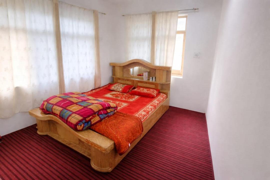 Photo of Bedroom in Srinagar